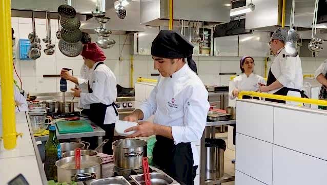 AÜ Gastronomi ve Mutfak Sanatları Bölümü’nden sektörün ihtiyaçlarına cevap veren eğitim anlayışı