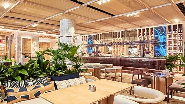 Cafe Marmara, kültür ve sanatın buluşma noktası oluyor