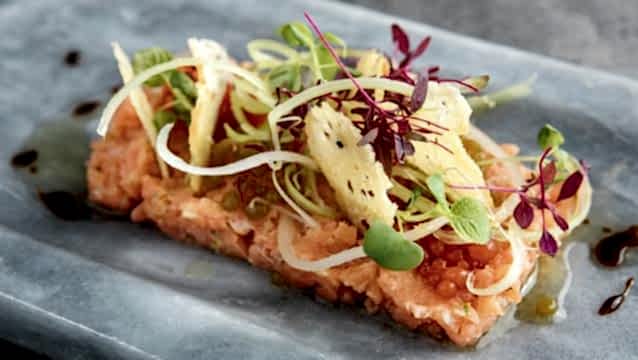 Capricorn yenilenen mönüsüyle Boğaz’ın gözdesi olmaya devam ediyor