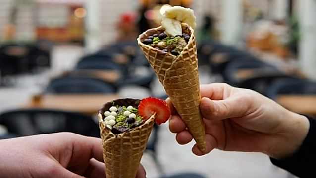 El yapımı çikolatalar İstanbul'un meşhur semtleriyle buluştu
