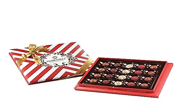 El yapımı “Yeni Yıl” çikolata ve kutuları 1983Beyoğlu’nda