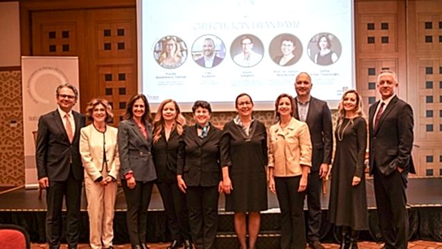 Gelecek için Divan’dayız