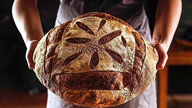 Hakan Doğan, ‘Yerel güzeldir’ mottosuyla ekmeğin hikayesinin peşinde