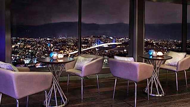 İstanbul manzarası eşliğinde caz keyfi Bar 212’de