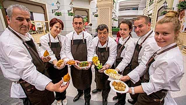 İstanbul’un sokak lezzetleri Emaar Square Mall’da buluşuyor