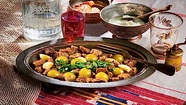 Sabri Ülker Vakfı Yayınları'ndan “Anadolu Mutfağımızın Lezzetli ve Sağlıklı Reçeteleri”