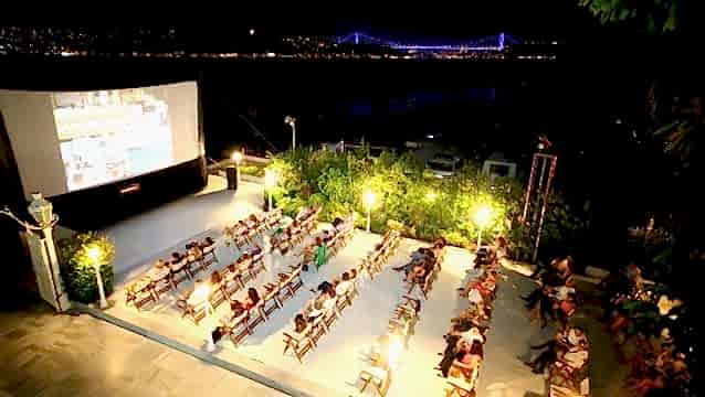 Sait Halim Paşa Yalısı’nda sinema keyfi