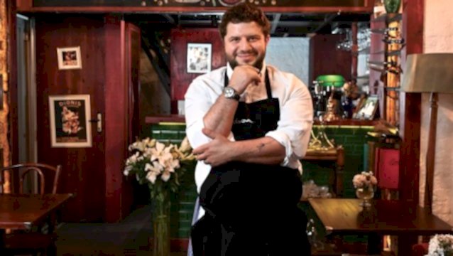 Şef Cem Ekşi’nin tabaklarında coğrafya, teknik ve duygu buluşuyor