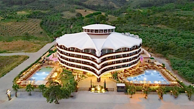 Seven For Life Thermal Hotel'de erken rezervasyonla tatil keyfi