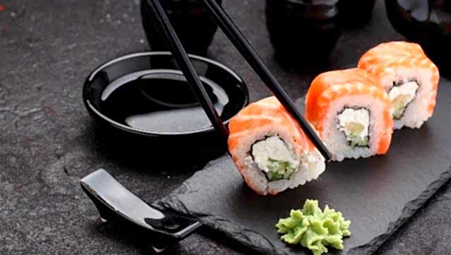 Shangri-La Bosphorus İstanbul’da yiyebildiğin kadar sushi ve et keyfi