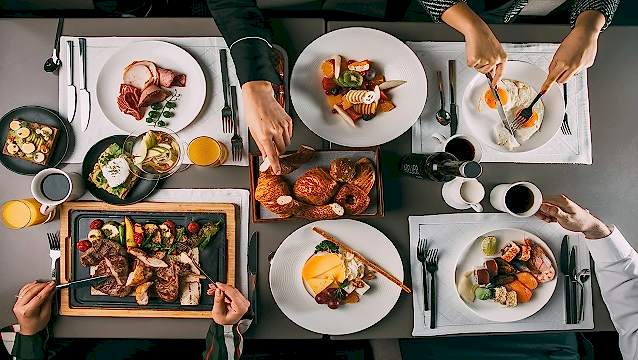The Ritz-Carlton, İstanbul'dan Aralık ayına özel yeni yıl brunch'ı