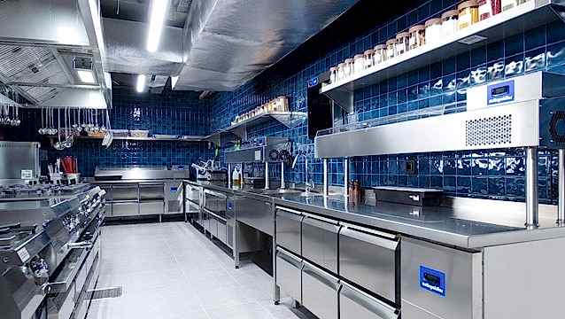 Türk ve Japon mühendisliğinden doğan güç:  Profesyonel mutfaklar için yeni nesil buzdolapları