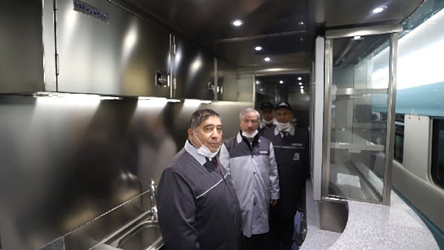 Türkiye’nin ilk yerli hızlı treninin mutfak setleri Öztiryakiler’den