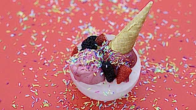 Zamane Kahvesi’nde dondurma şöleni